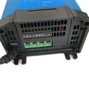 Blue Smart IP22 Charger 3 outputs (2)